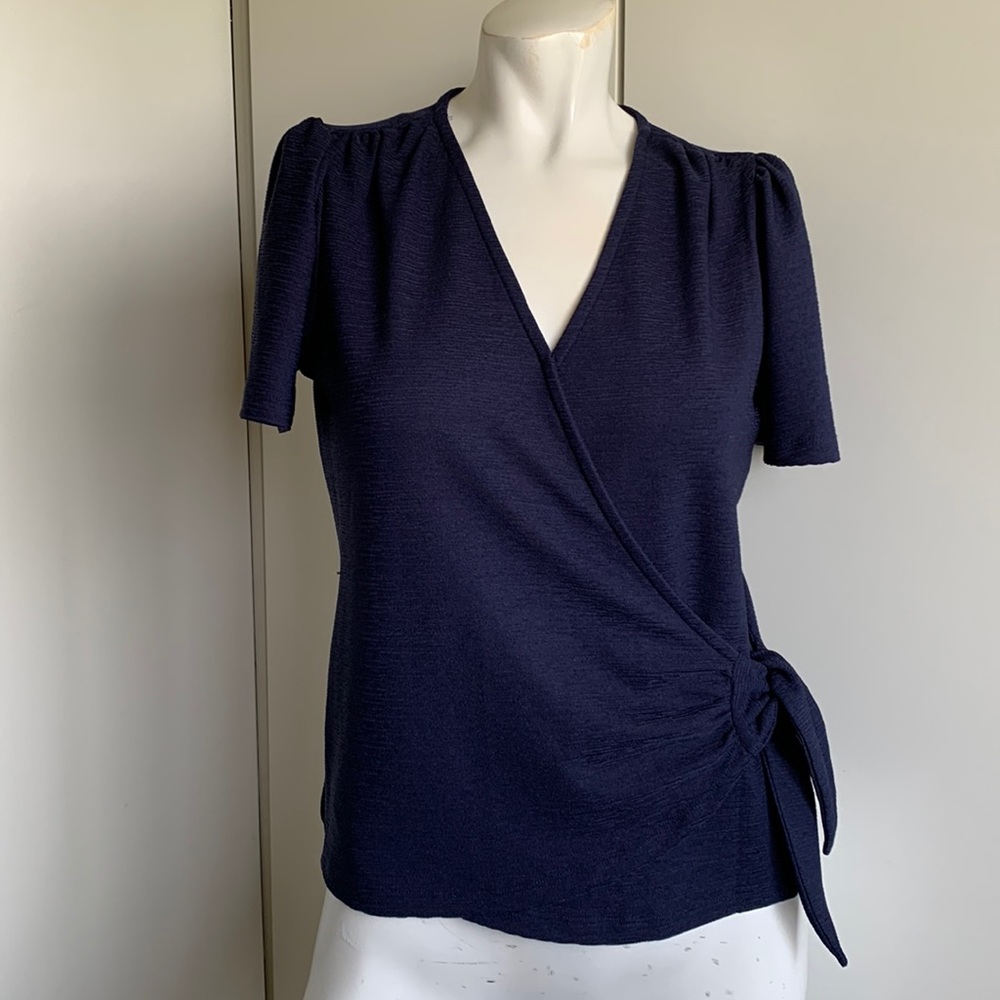 *NWOT* Michael Kors wrap blouse navy blue short sleeve